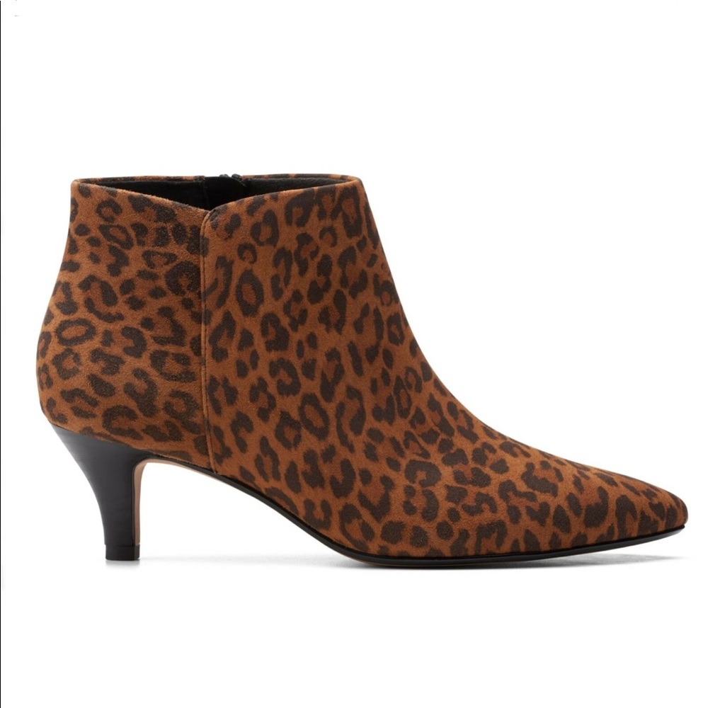 CLARKS Ankle Boot Linvale Sea Tan Leopard Print - Picture 2 of 6